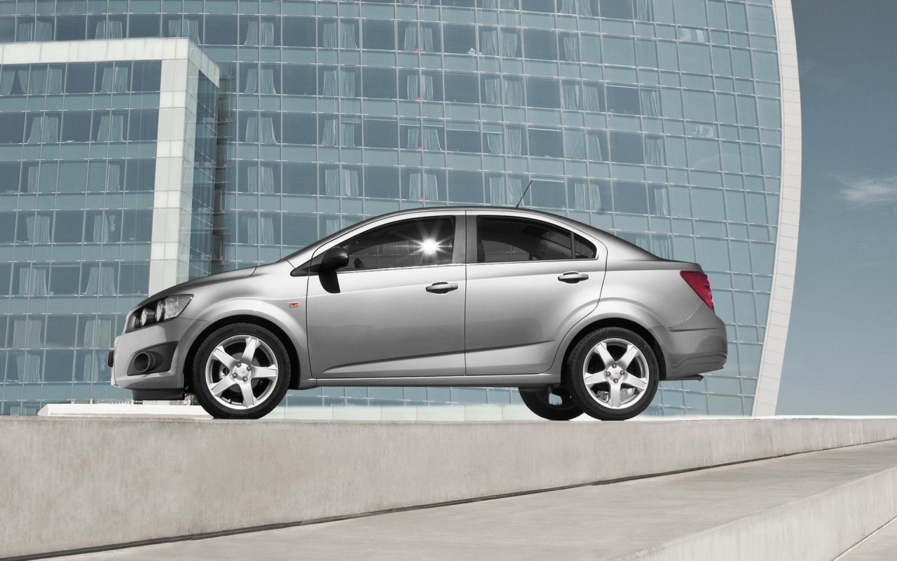 Chevrolet-Aveo Sedan 2012