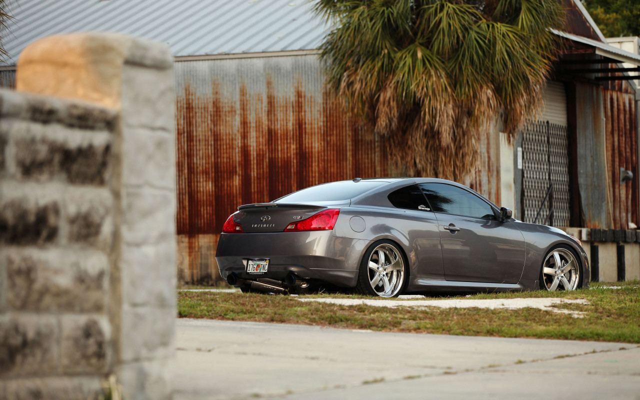 Infiniti G37