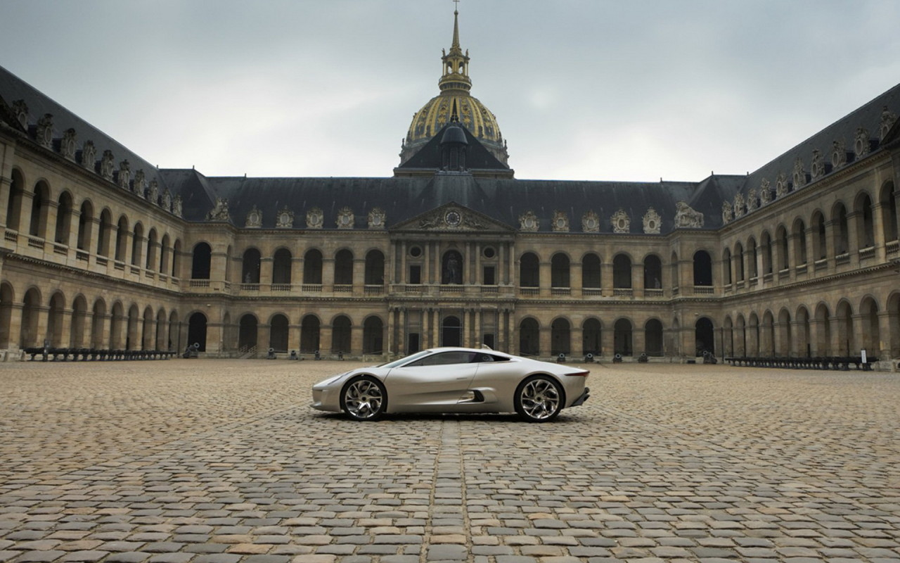 Jaguar - C-X75