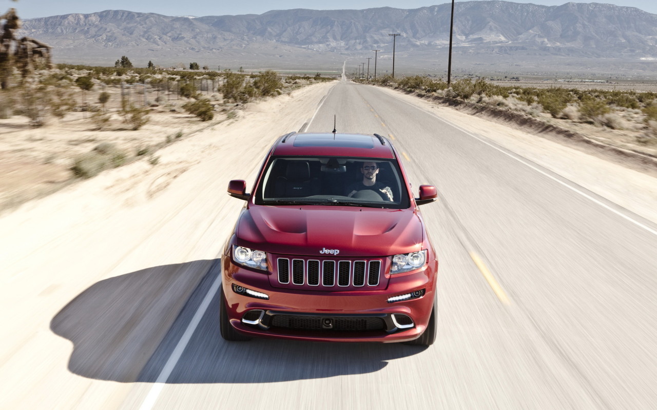 Jeep-Grand-Cherokee-SRT8
