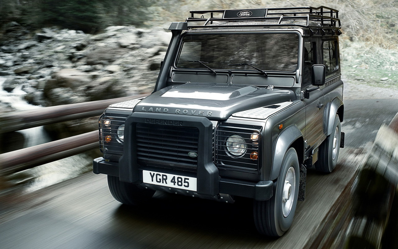 Land Rover Defender 90