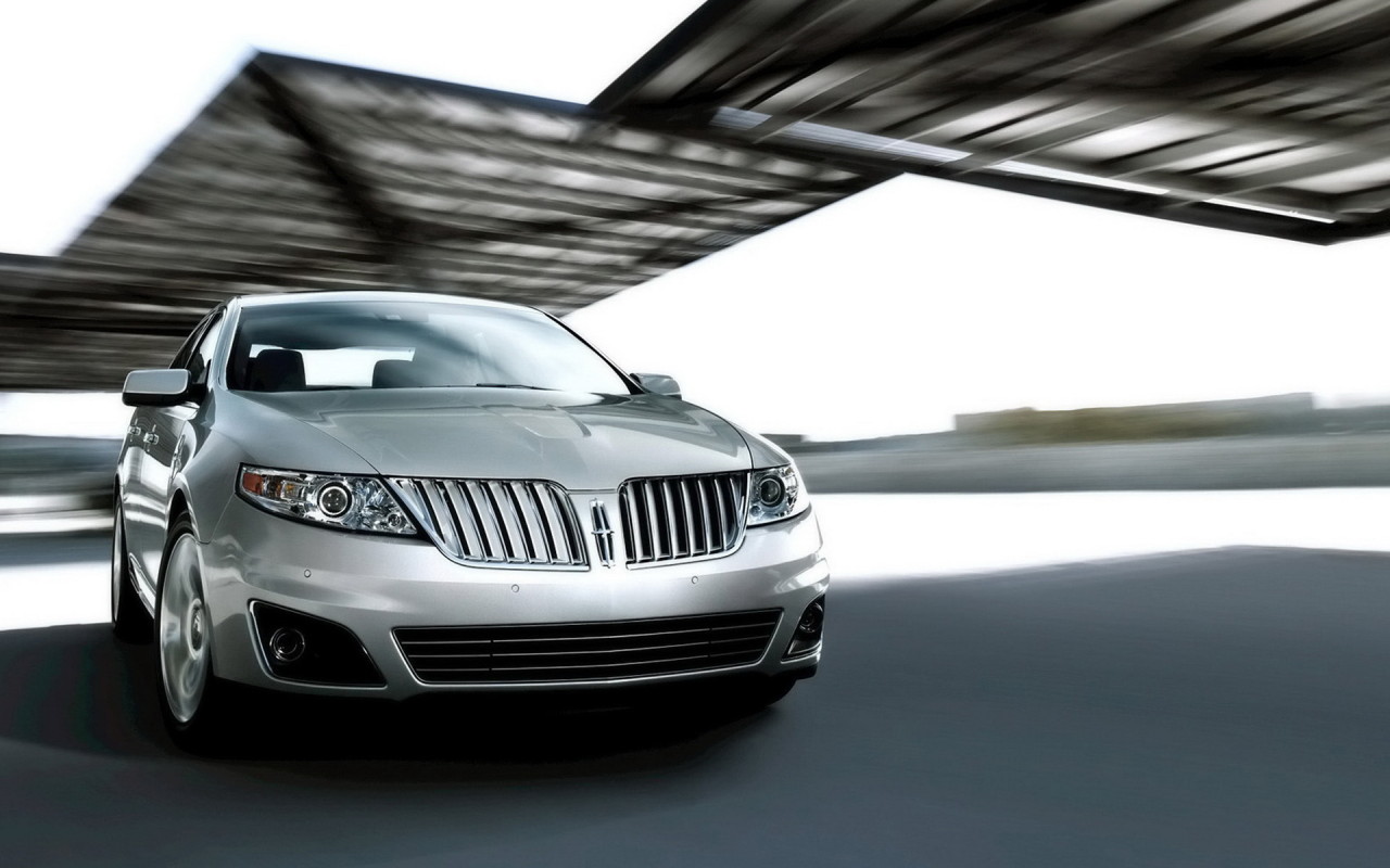 2011 Lincoln-MKS