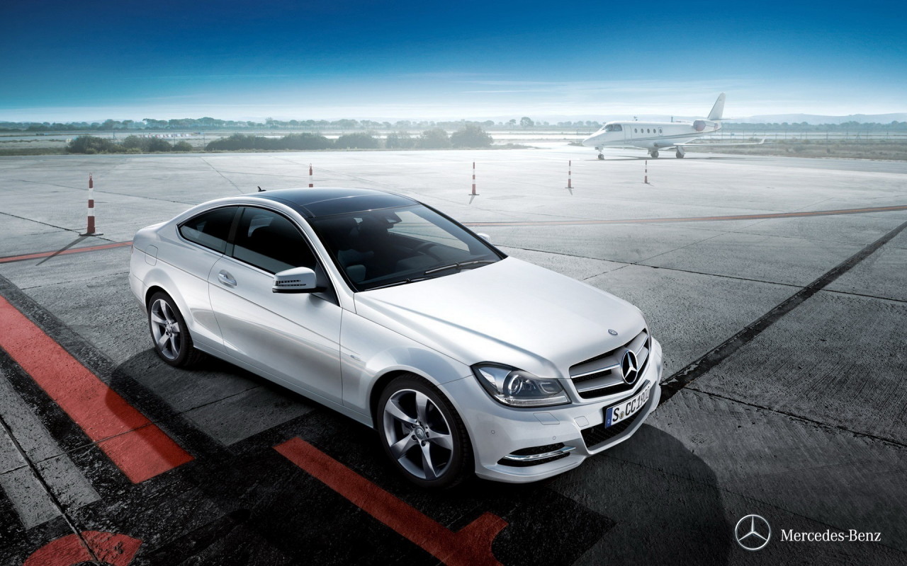 Mercedes-Benz-C63 AMG