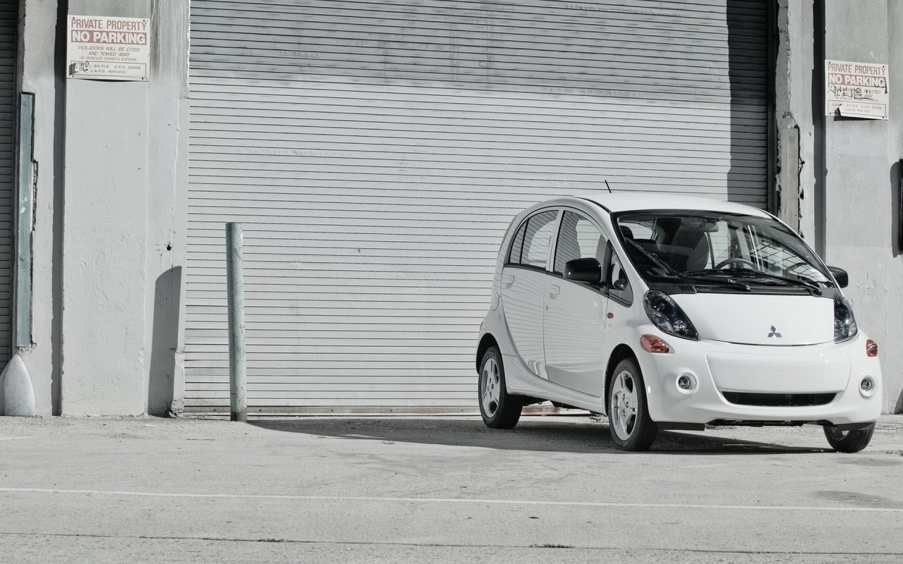 Mitsubishi-i-MiEV US Version