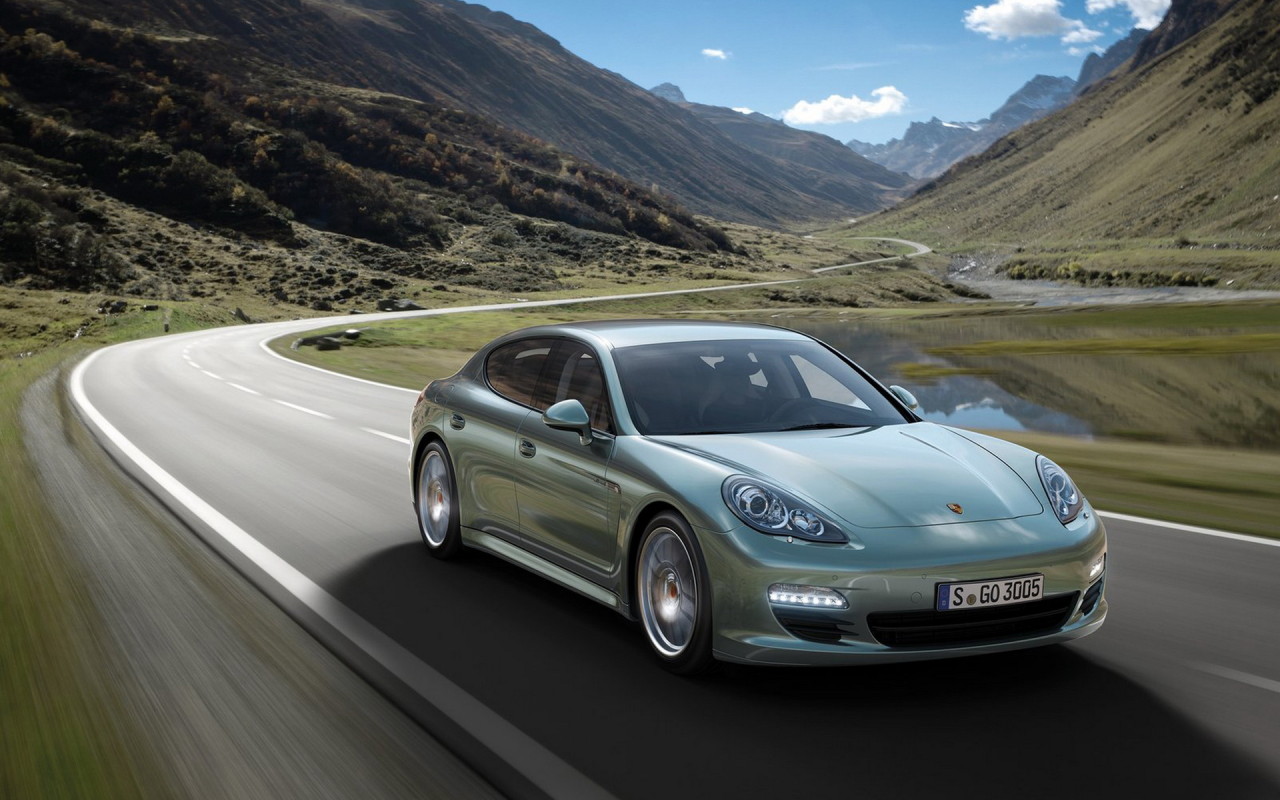 2012 Porsche-Panamera Diesel