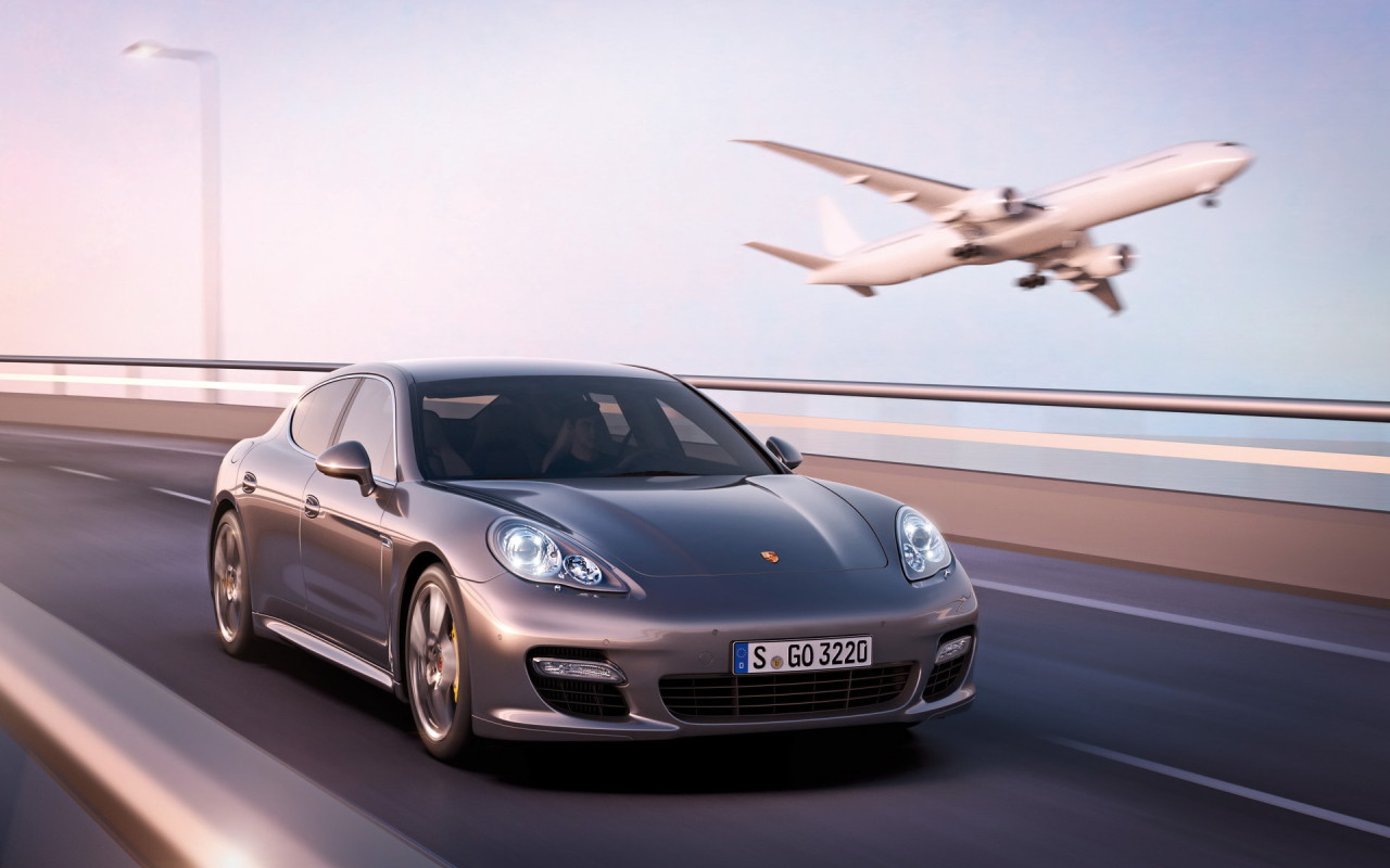 Porsche-Panamera-Turbo-S