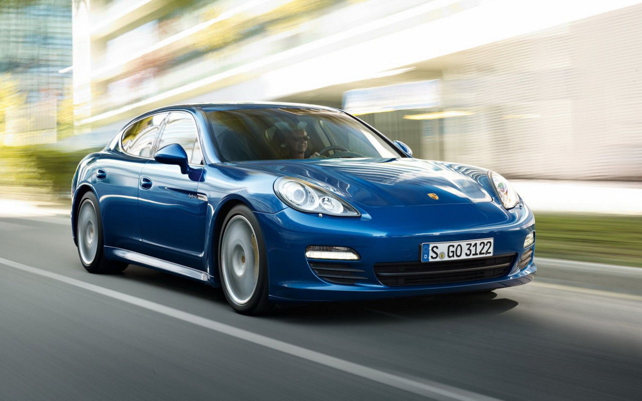 Porsche-Panamera S Hybrid