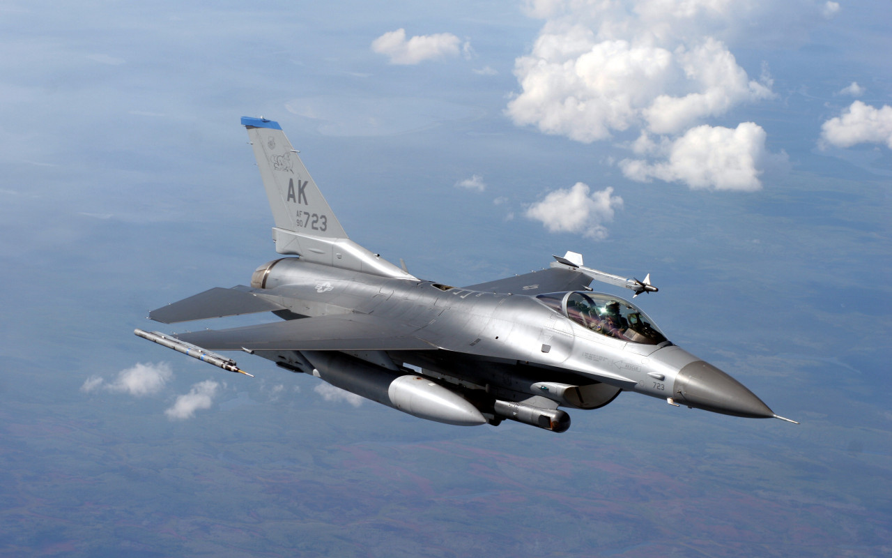 F-16 Fighting Falcon