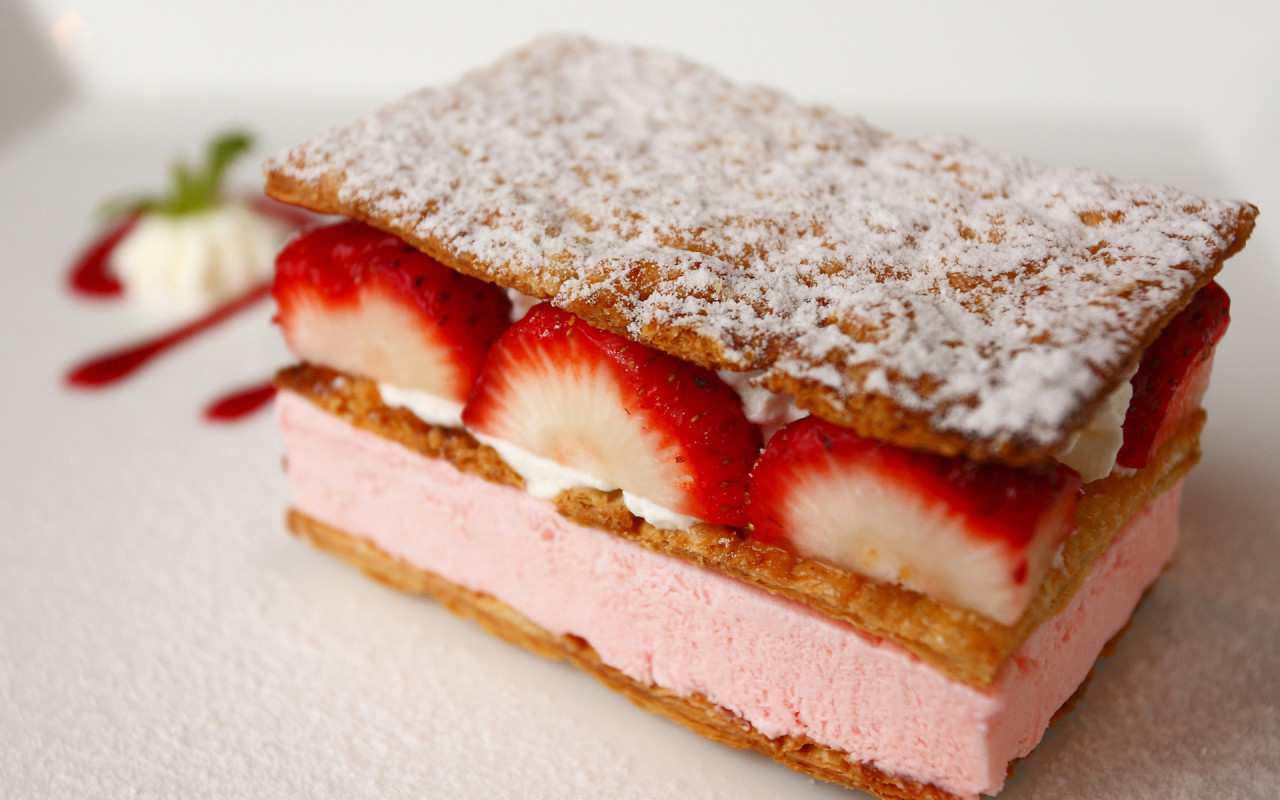 Фруктовое пирожное