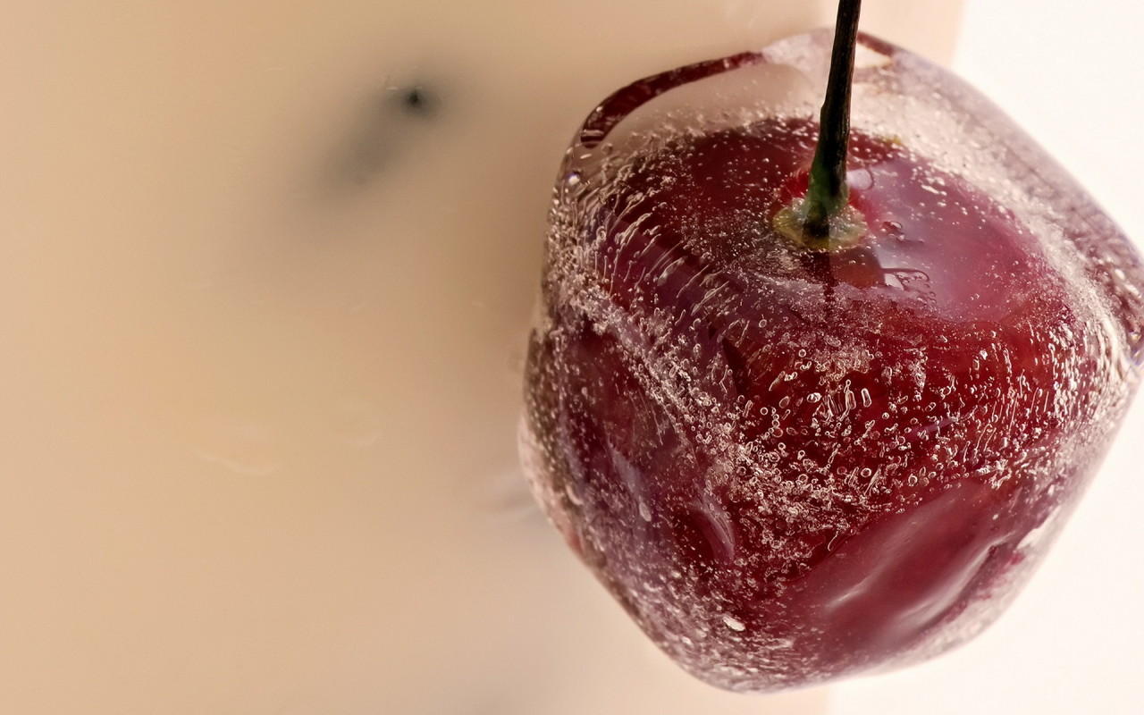 Замороженная вишенка