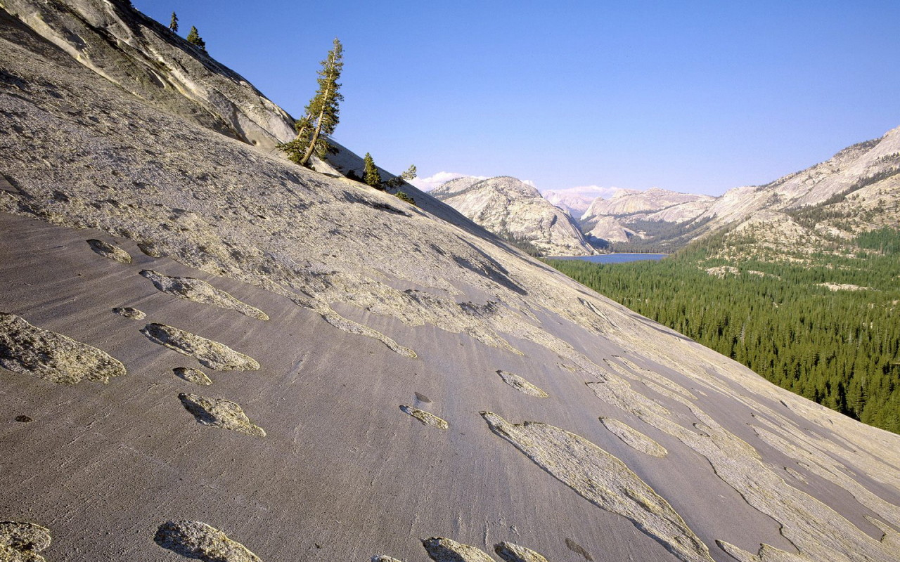 Горный склон