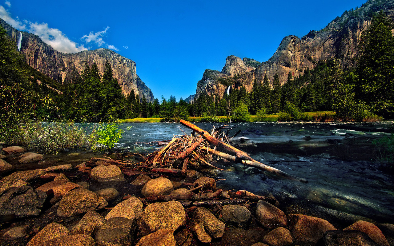 Горная река