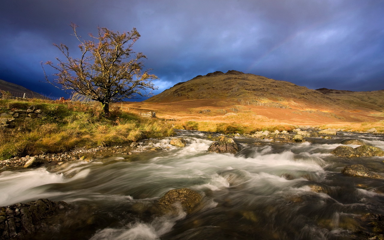 Речка на холме