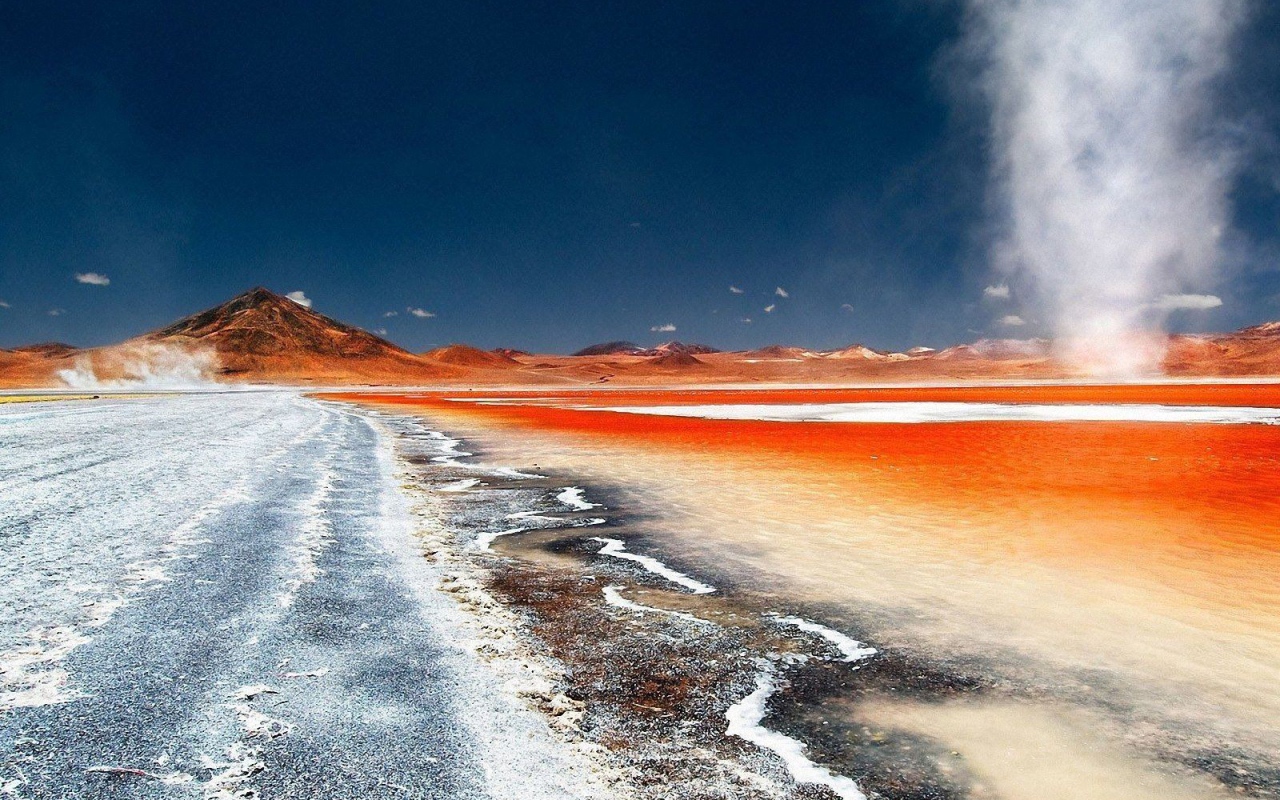 Оранжевый пляж