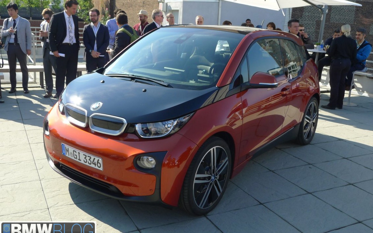Невероятный BMW i3 на выставке