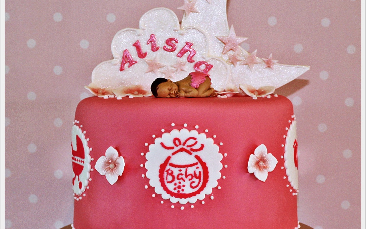 Розовый торт ко дню рождения