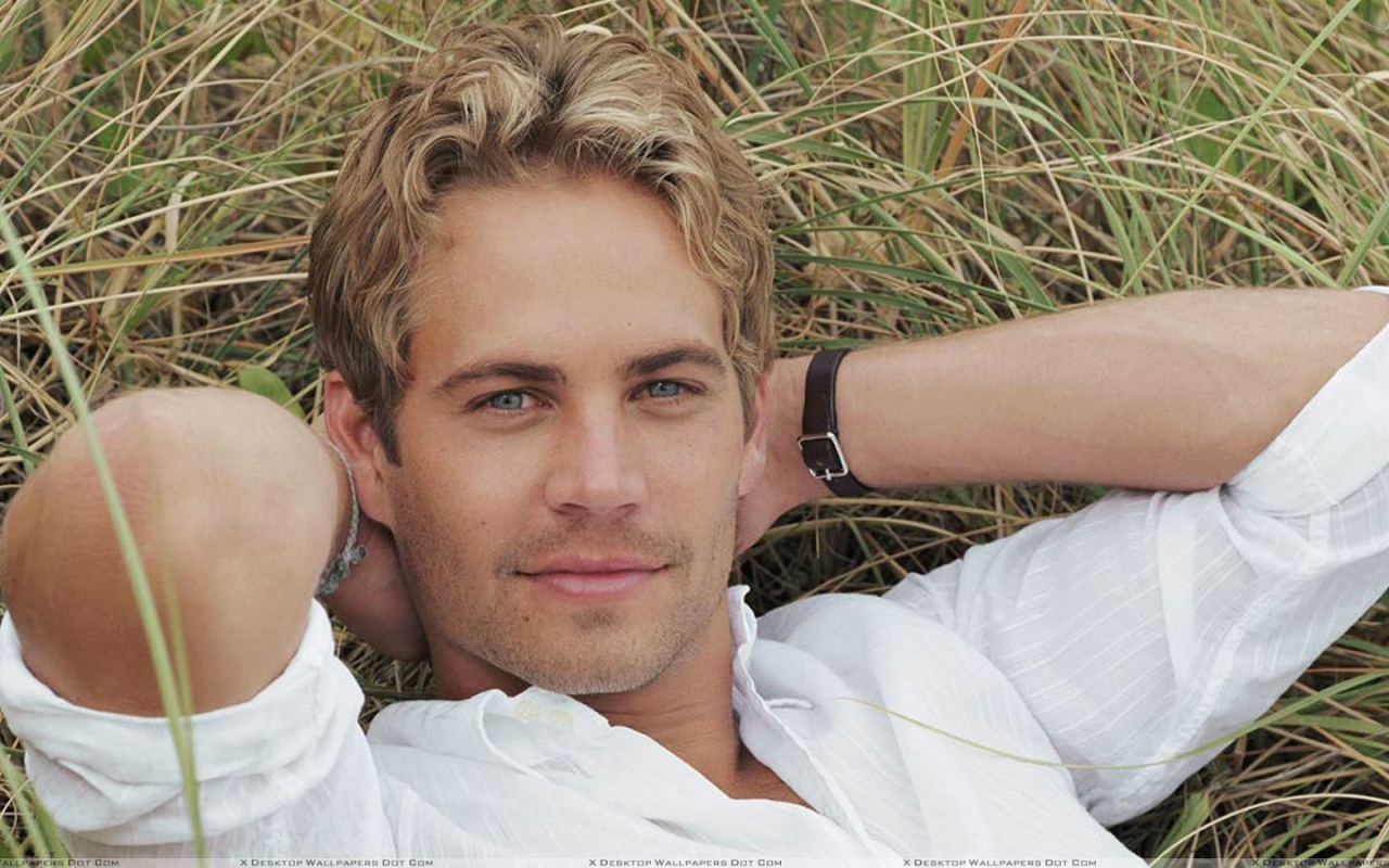 Известный актер Пол Уокер