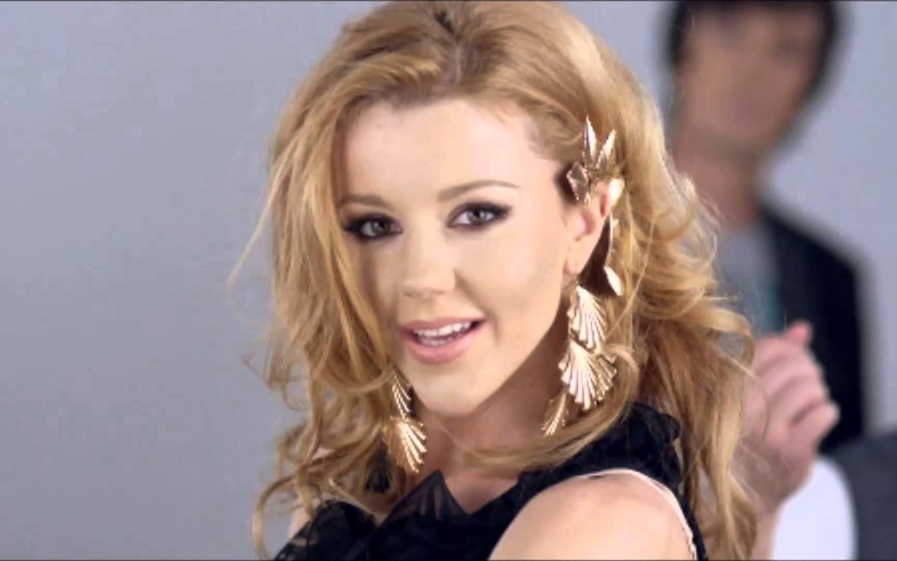 5ivesta Family солистка 