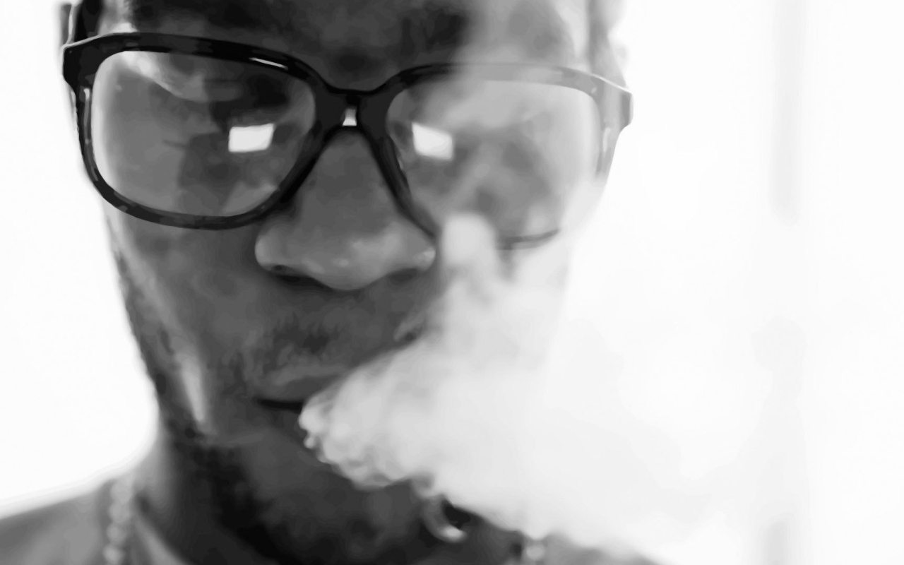 Kid Cudi выпуская дым