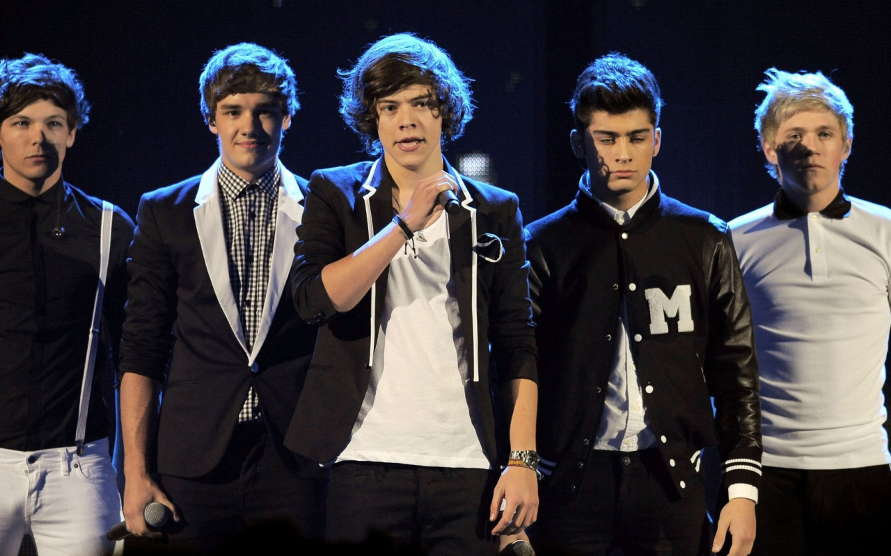 One Direction выступают