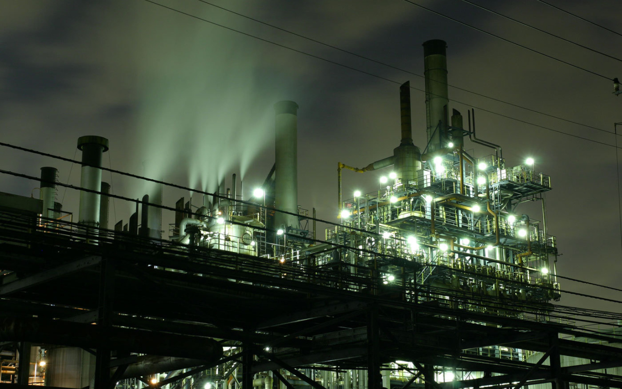 Трубы и огни фабрики