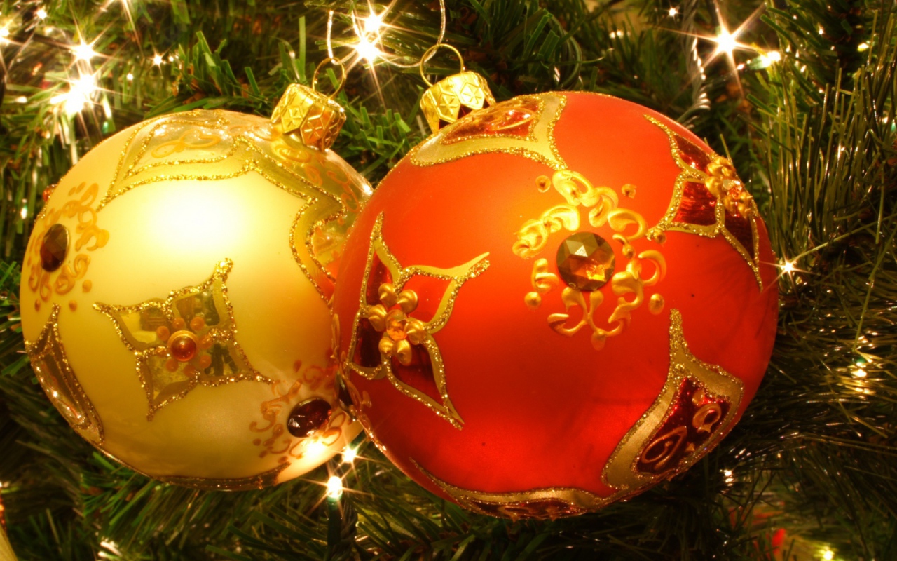 Игрушки елочные большие