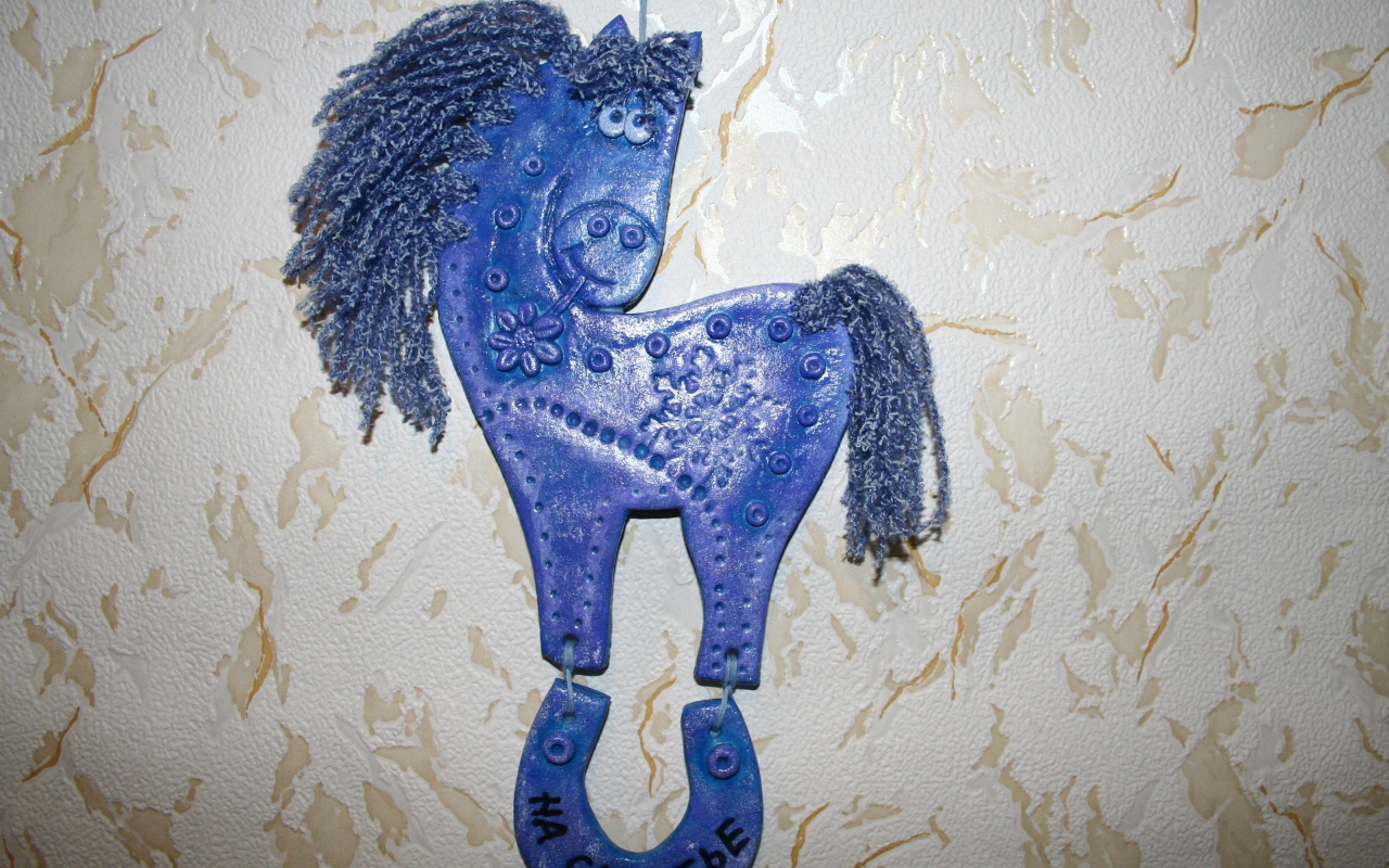 Поделка лошадь