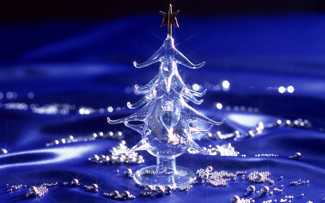 Новогодняя елка в год лошади