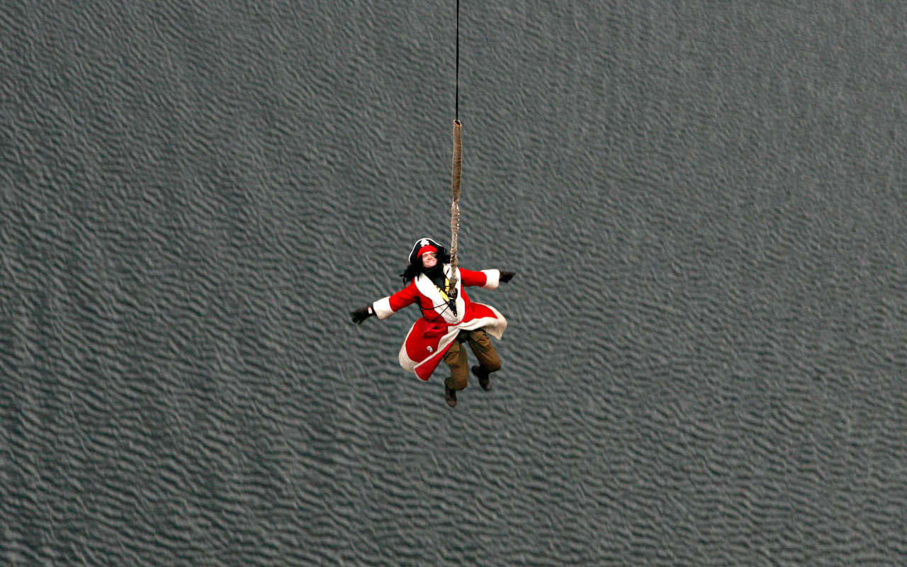 Прыгающий дед мороз