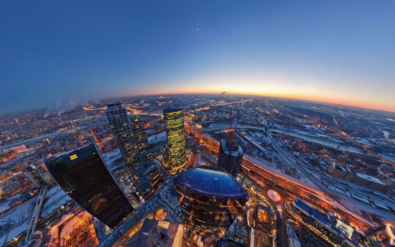 Огромная Москва