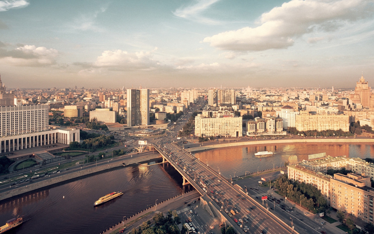 Москва в дневное время