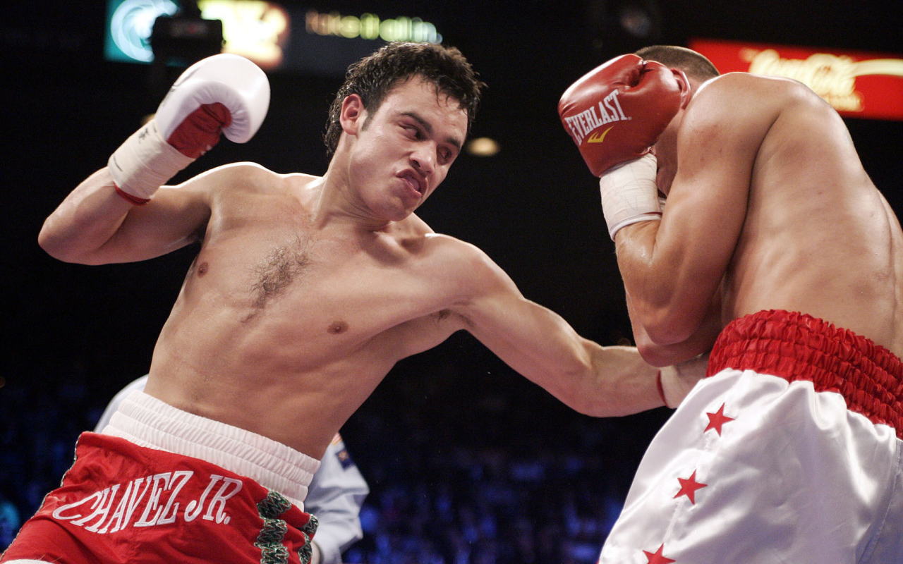 Боксер Оскар Дела Хойя