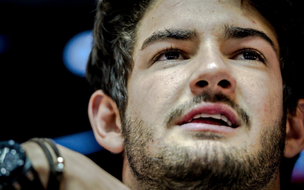 Коринфянам Алешандре Пато лицо крупным планом