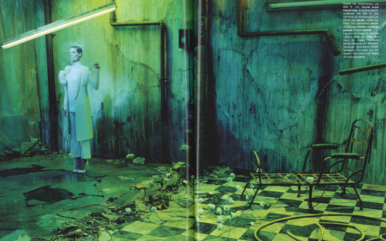 Призрак женщины в заброшенном доме