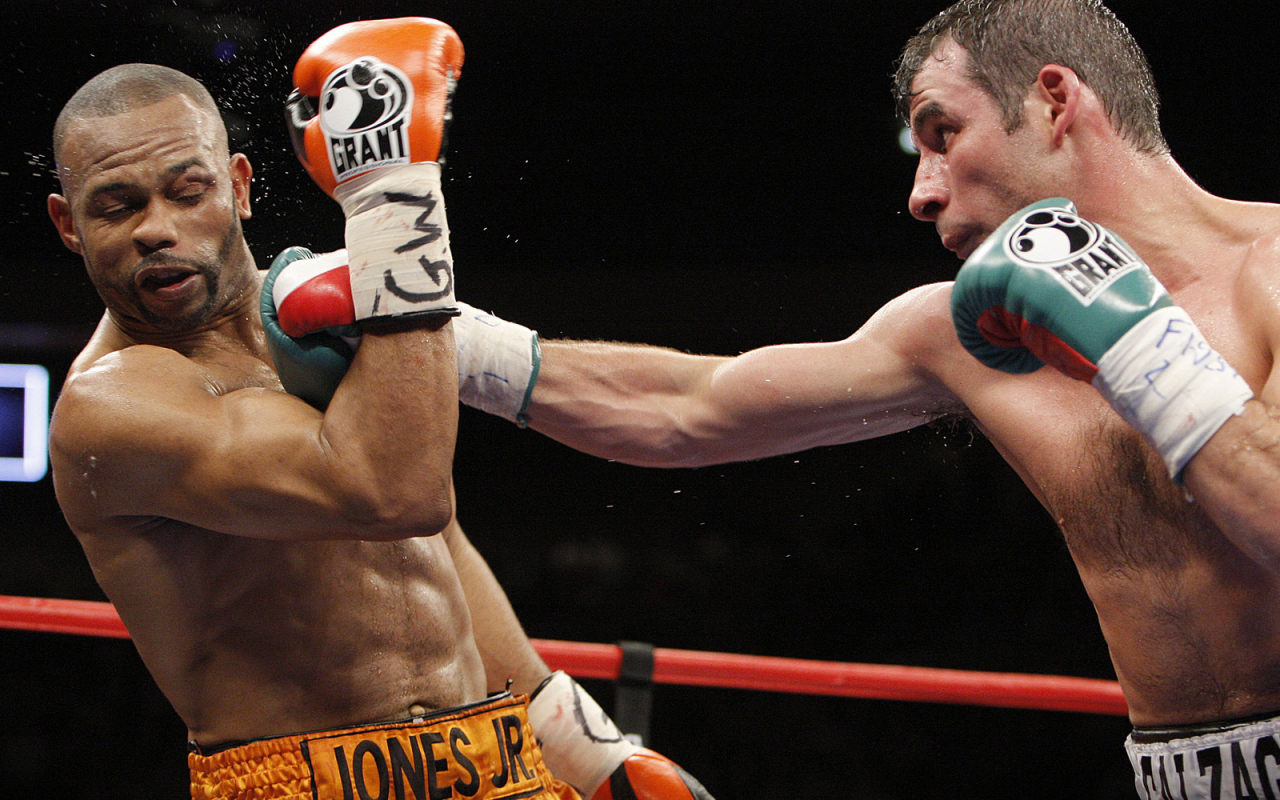 Джо Кальзаге сокрушительный удар