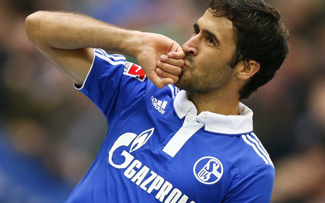 Лучший игрок Аль Садд Рауль Гонсалес