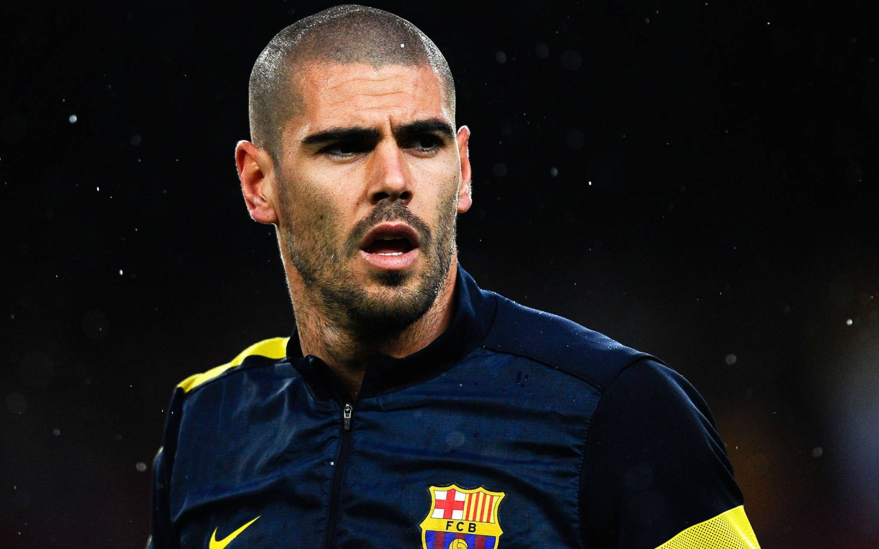 Лучший игрок Барселоны Виктор Вальдес