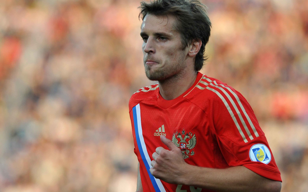 Игрок Спартака Дмитрий Комбаров