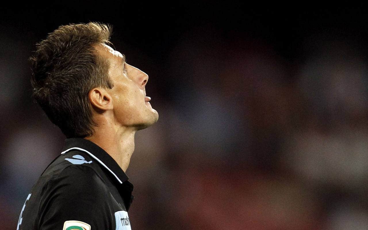 Игрок из Лацио Мирослав Клозе крупным планом