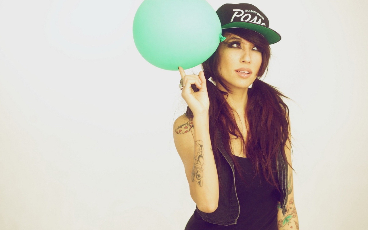 Девушка и воздушный шар, swag