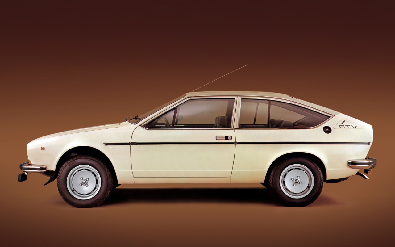 Дизайн автомобиля Alfa Romeo alfetta