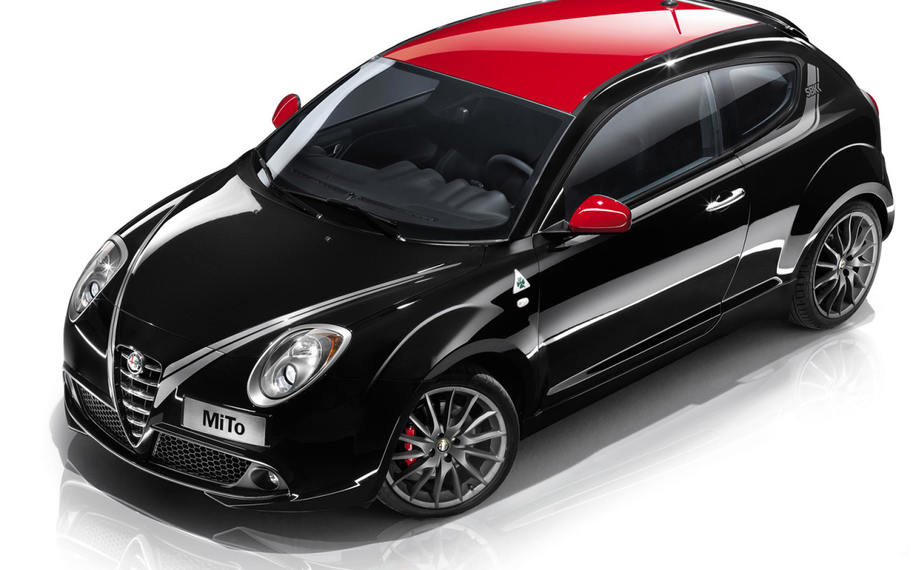 Надежный автомобиль Alfa Romeo 145