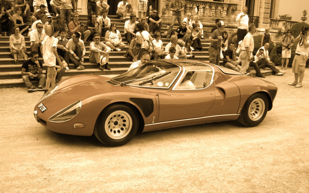 Надежный автомобиль Alfa Romeo 33