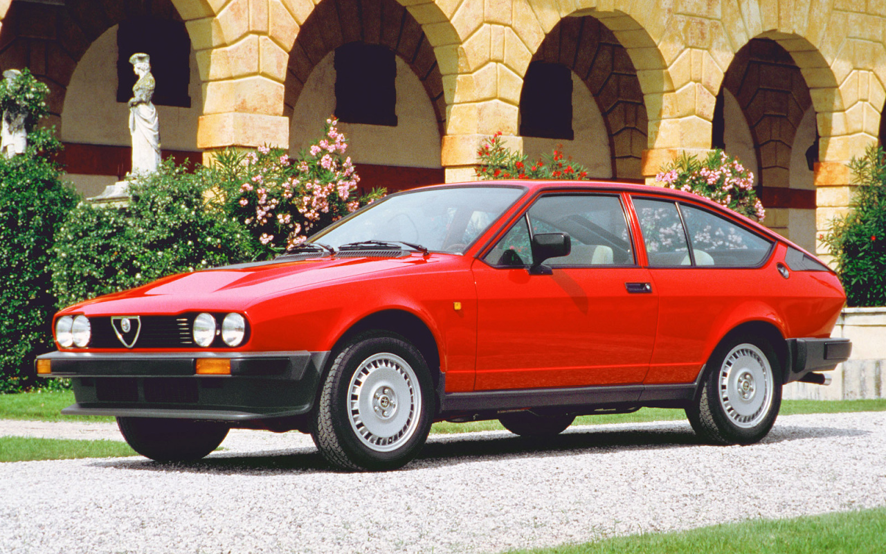 Тест драйв автомобиля Alfa Romeo alfetta