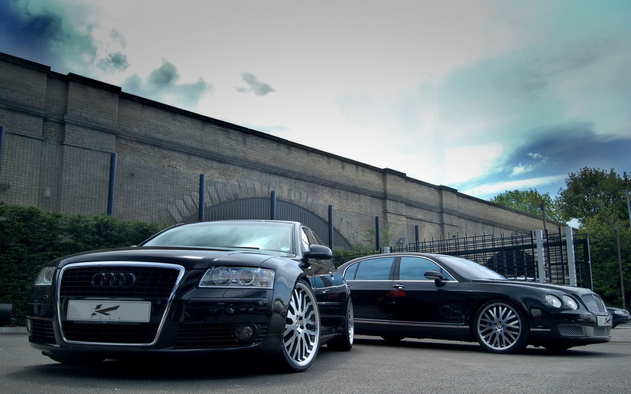 Красивый автомобиль Audi a8