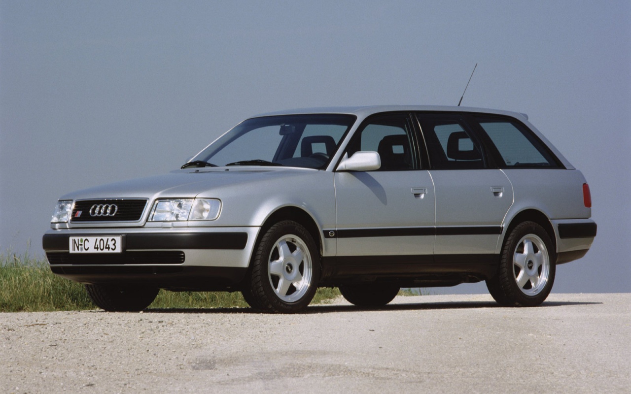 Новый автомобиль Audi 100