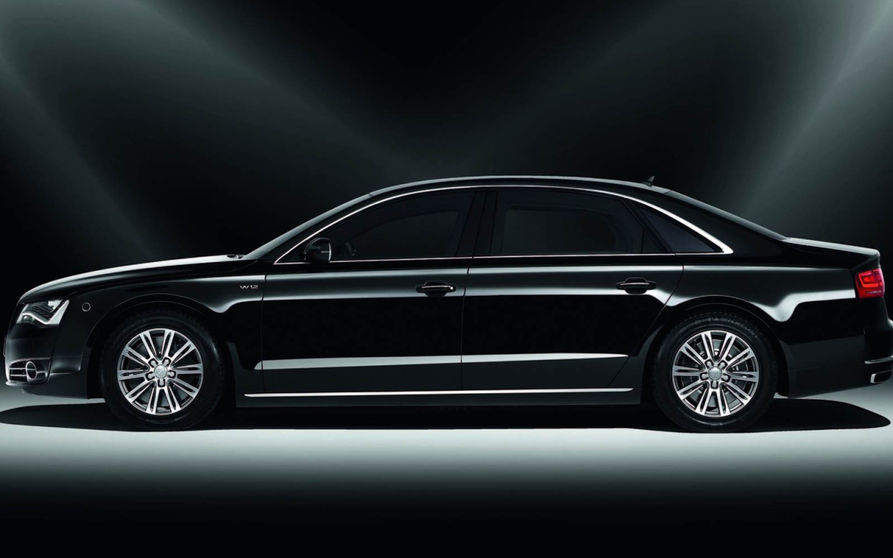 Надежная машина Audi a8