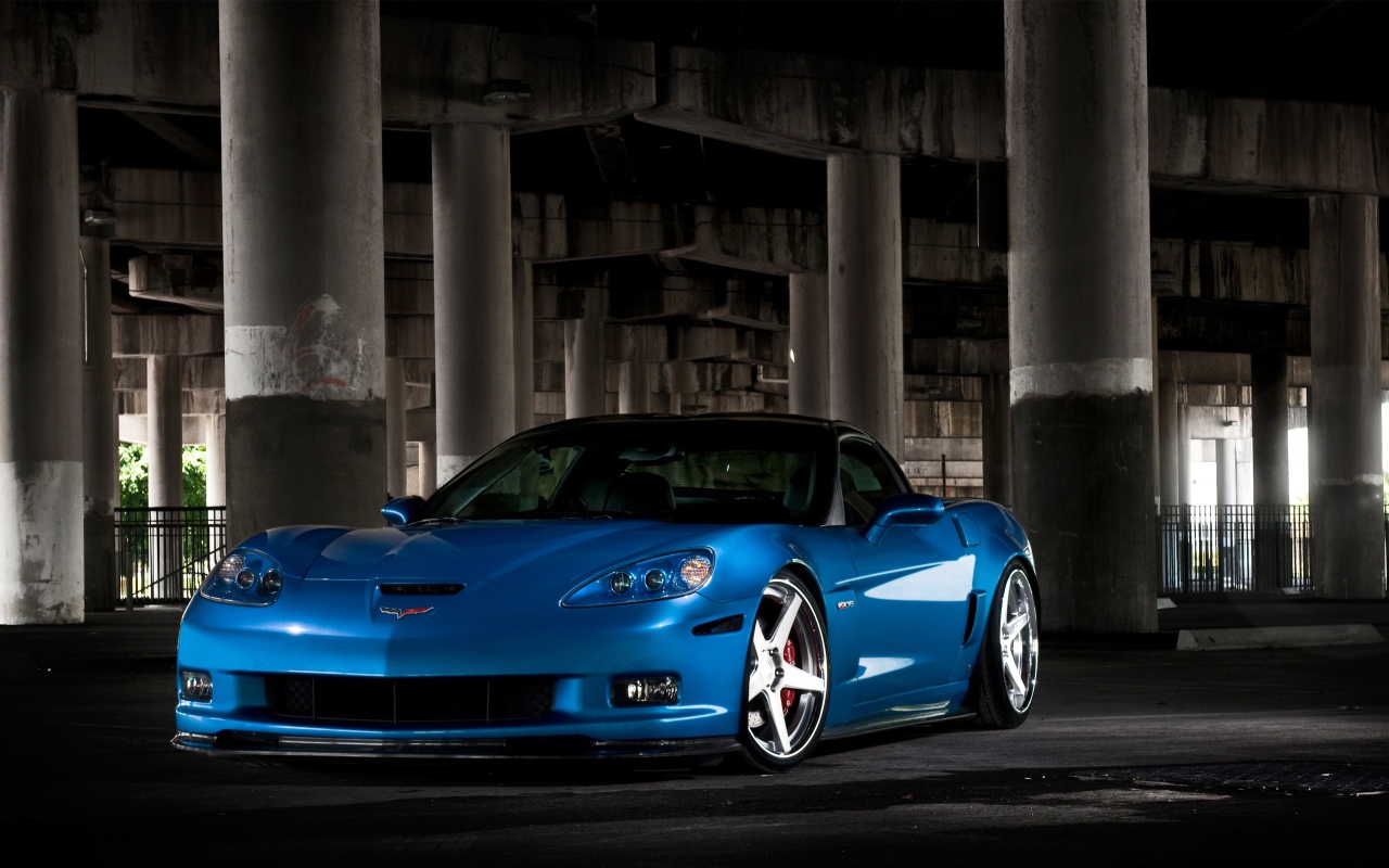 Автомобиль Chevrolet Corvette C6 ZR1