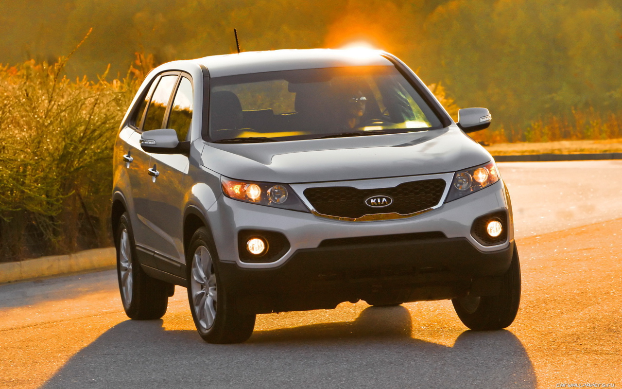 Красивый автомобиль Kia Sorento в Москве