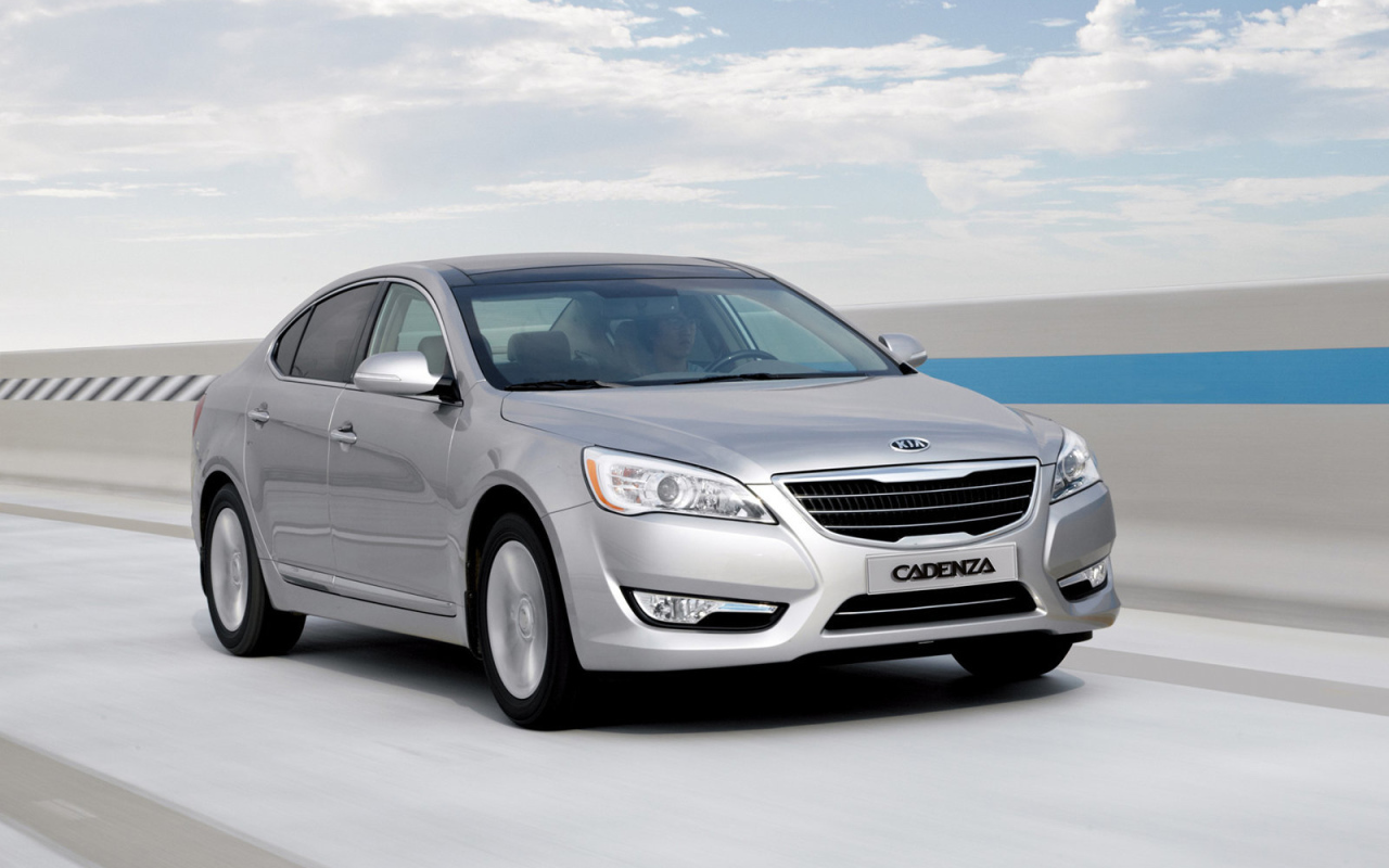 Дизайн автомобиля Kia Cadenza 2014 года